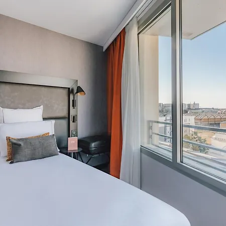 Aparthotel Appart'city Collection Gare De Lyon 4*